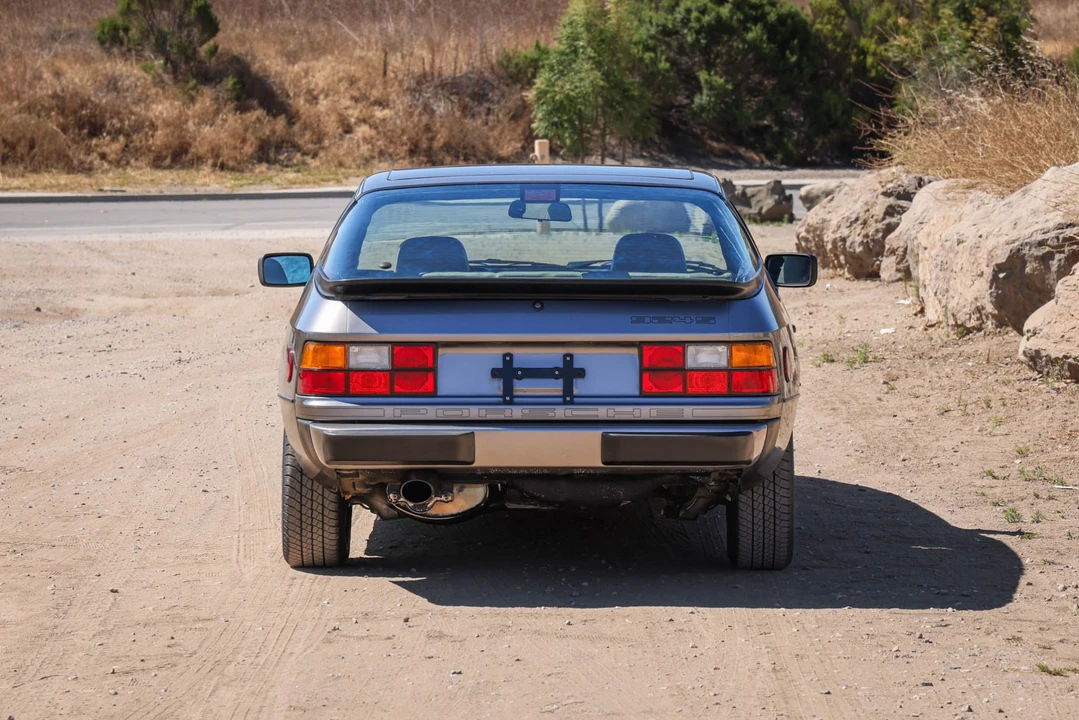1988 Porsche 924 S - Image 13 of 31