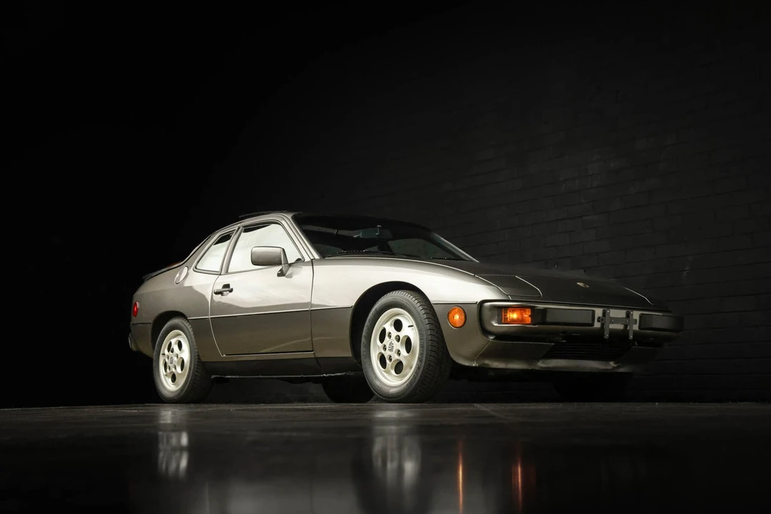 1988 Porsche 924 S - Image 24 of 31