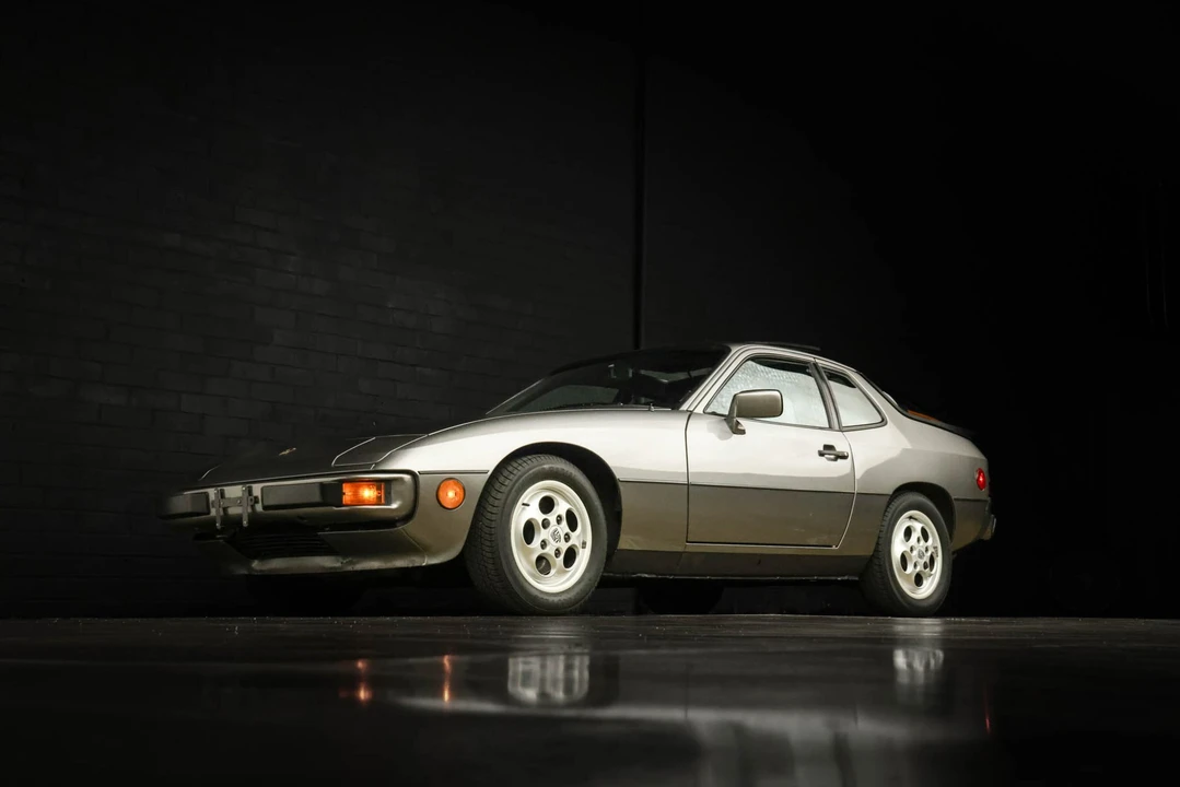 1988 Porsche 924 S - Image 18 of 31