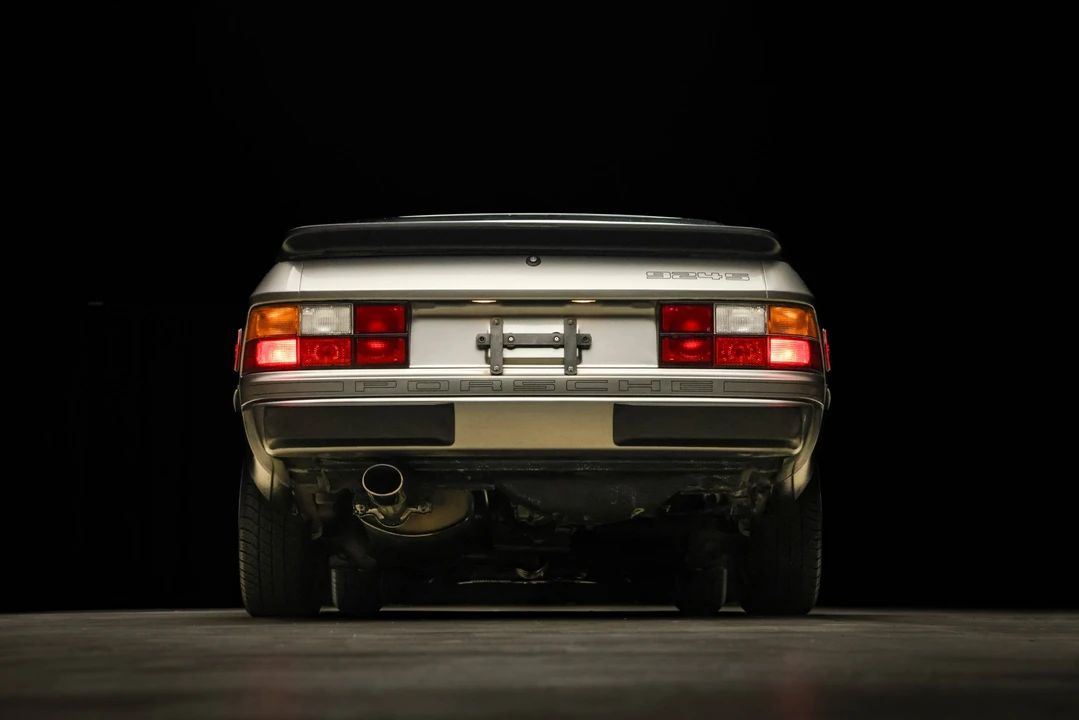 1988 Porsche 924 S - Image 28 of 31