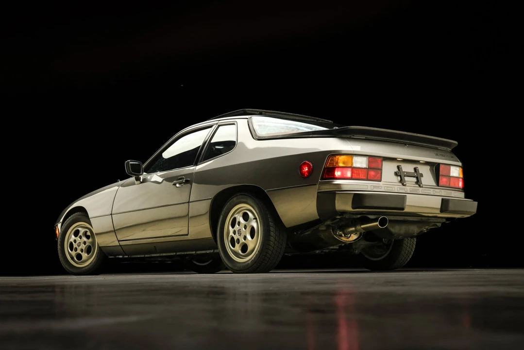 1988 Porsche 924 S - Image 30 of 31