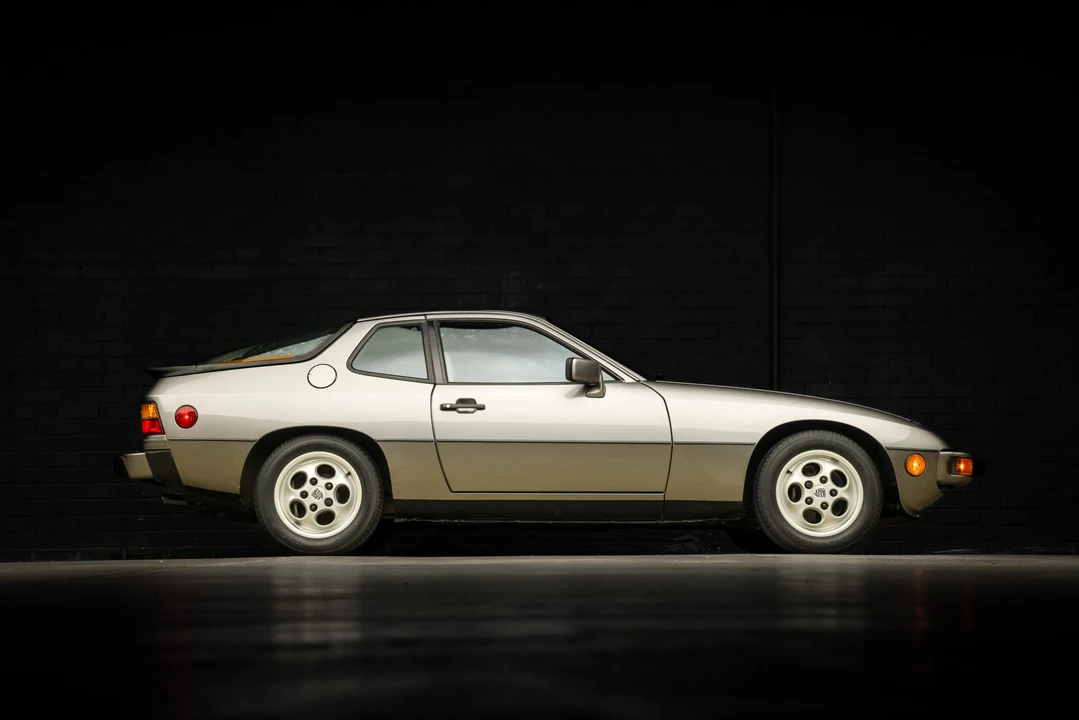 1988 Porsche 924 S - Image 19 of 31