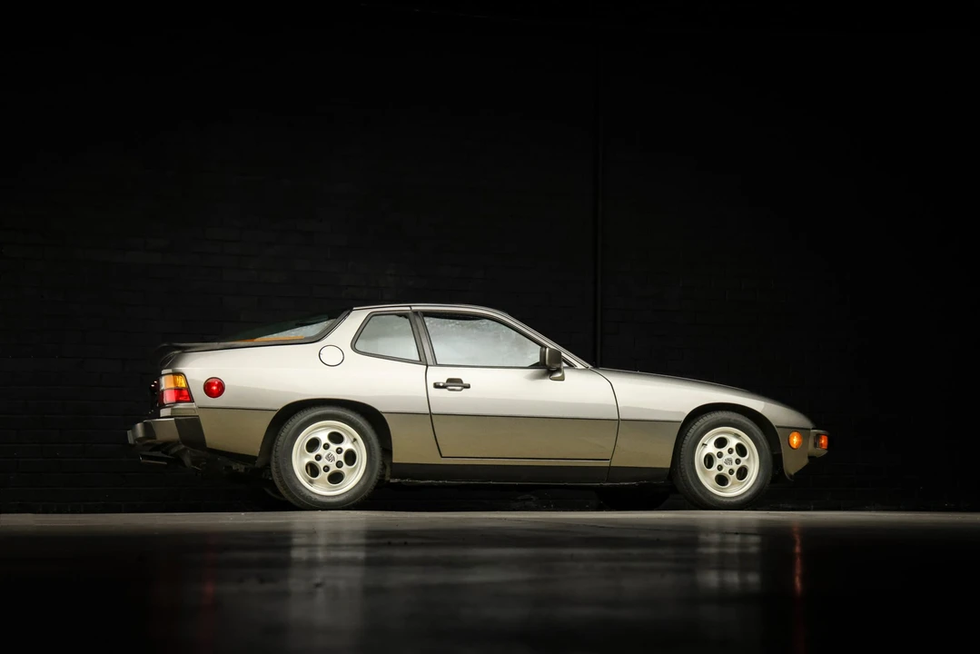 1988 Porsche 924 S - Image 21 of 31