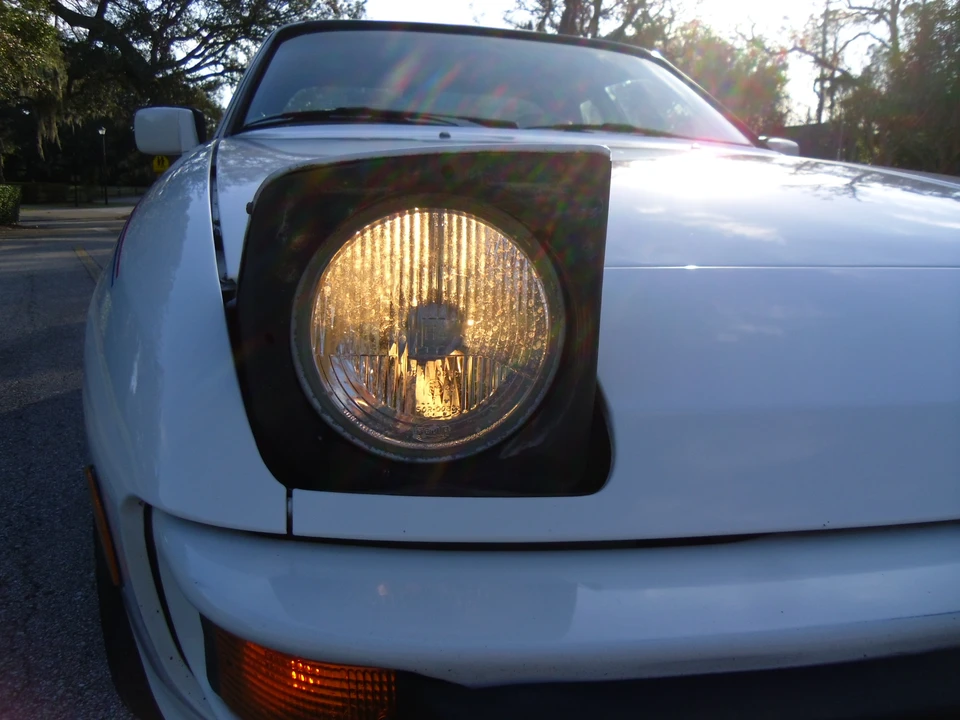 1988 Porsche 924 S - Image 24 of 31