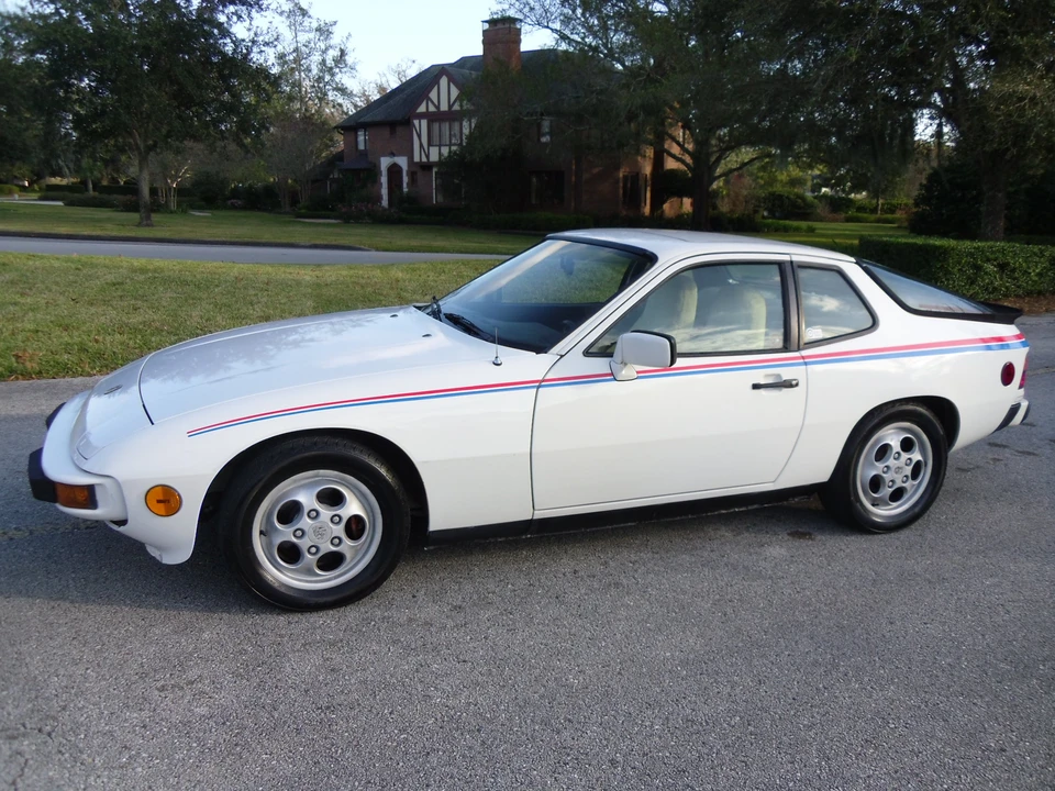 1988 Porsche 924 S - Image 4 of 31