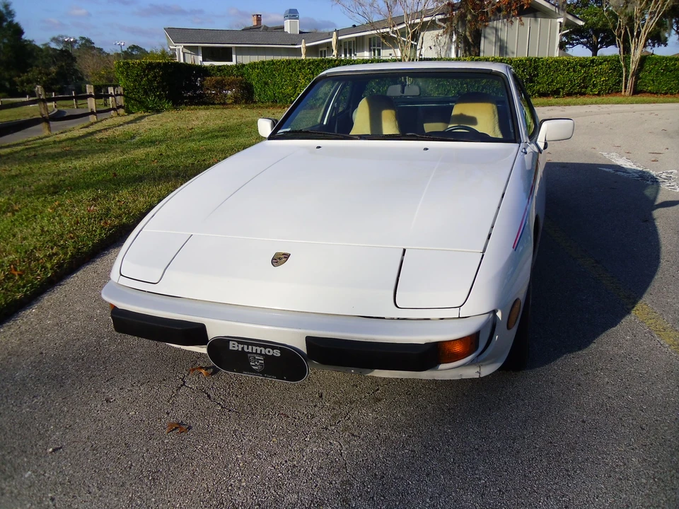 1988 Porsche 924 S - Image 12 of 31
