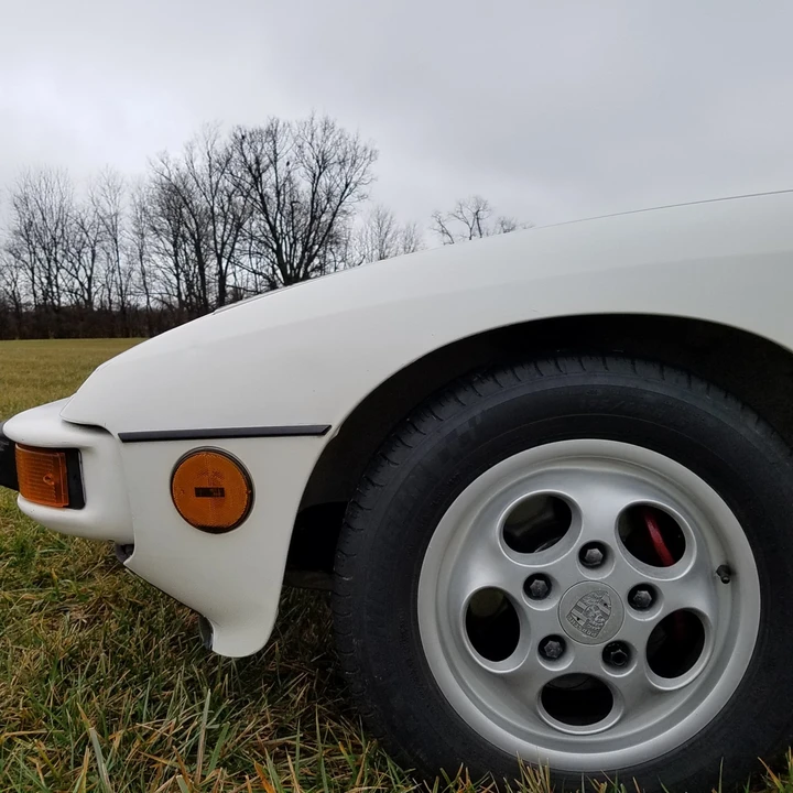 1988 Porsche 924 S - Image 28 of 31