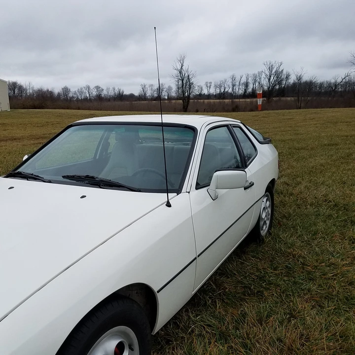 1988 Porsche 924 S - Image 24 of 31