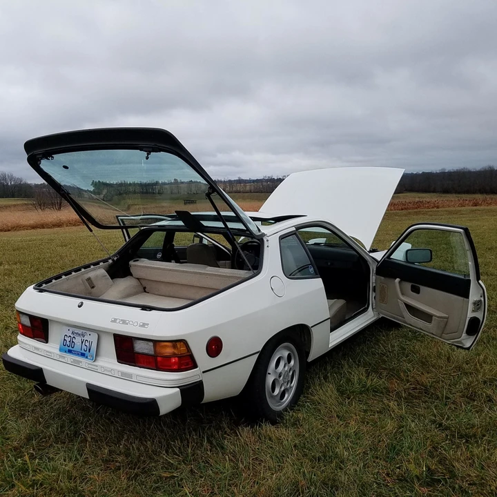 1988 Porsche 924 S - Image 9 of 31