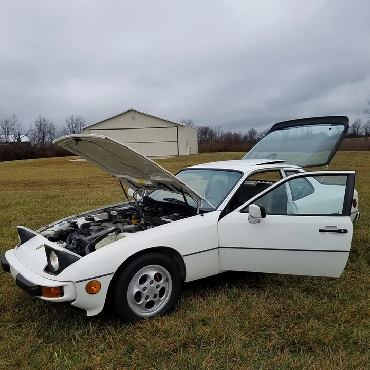 1988 Porsche 924 S - Image 17 of 31