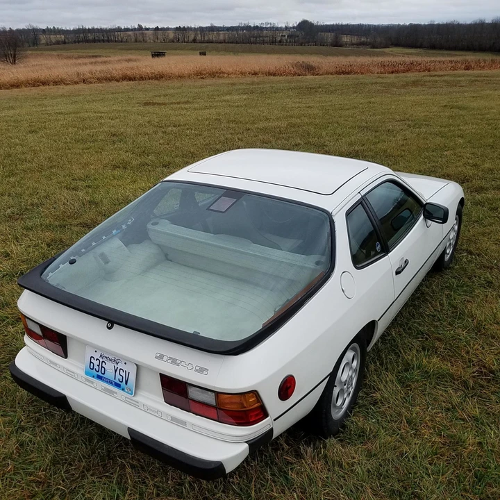 1988 Porsche 924 S - Image 7 of 31