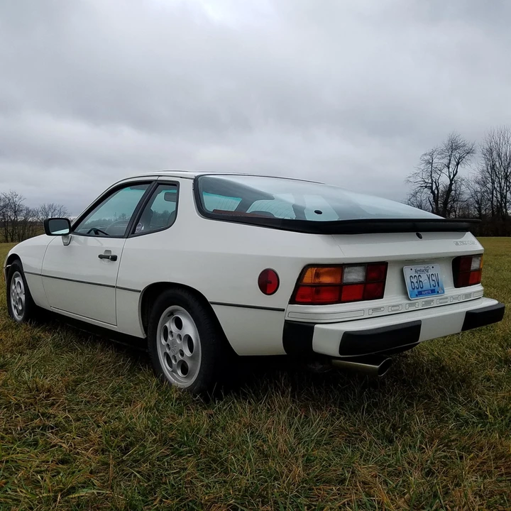 1988 Porsche 924 S - Image 13 of 31