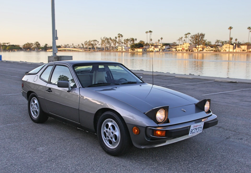 1988 Porsche 924 S - Image 26 of 31