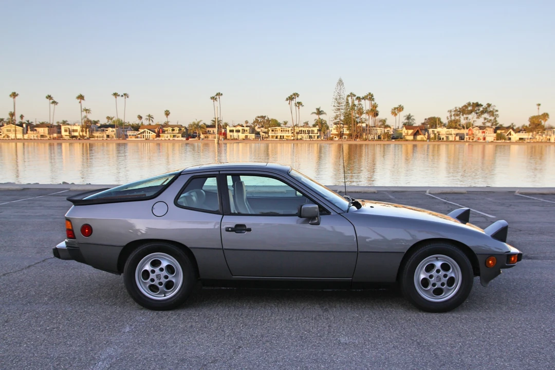 1988 Porsche 924 S - Image 23 of 31