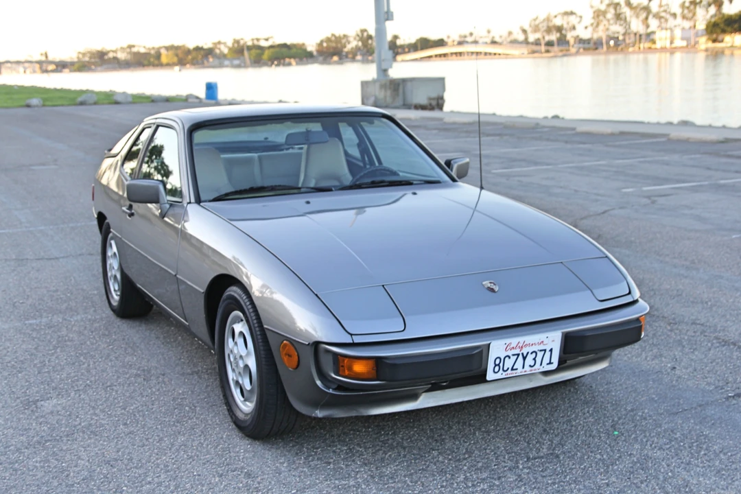 1988 Porsche 924 S - Image 27 of 31