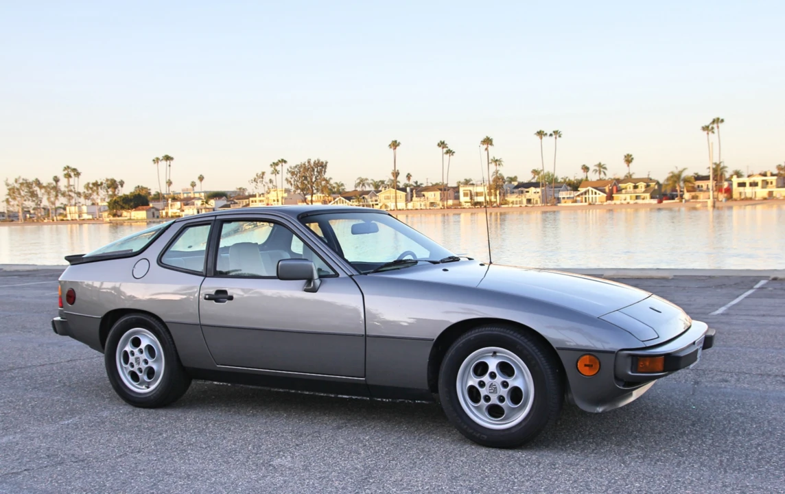 1988 Porsche 924 S - Image 24 of 31