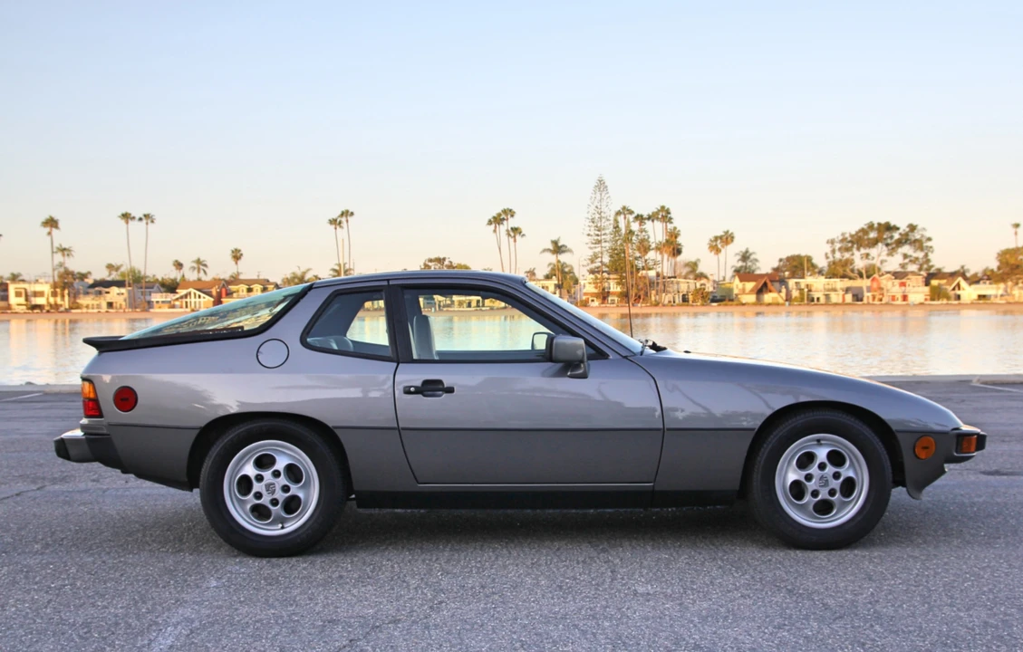 1988 Porsche 924 S - Image 22 of 31