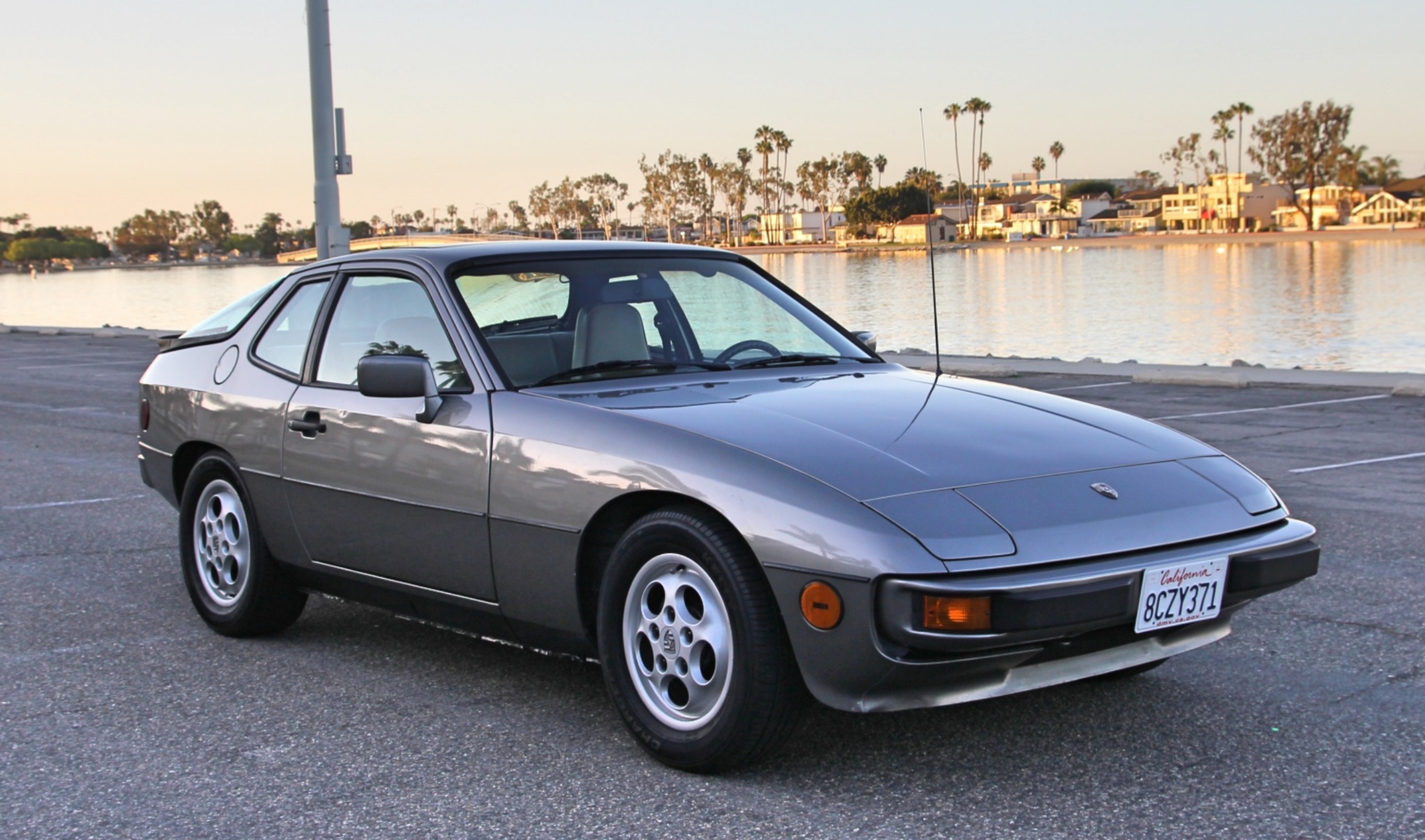 1988 Porsche 924S