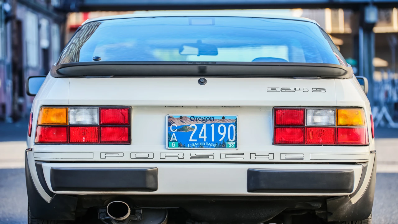 1988 Porsche 924 S - Image 31 of 31