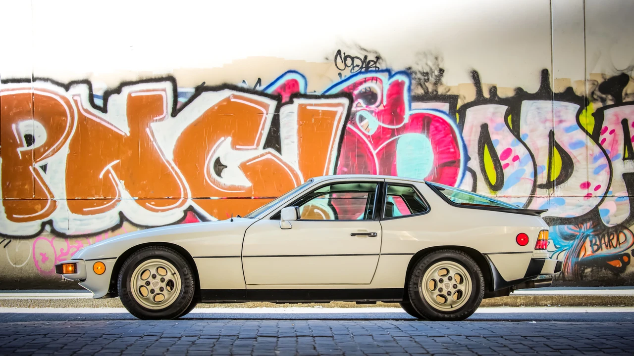 1988 Porsche 924 S - Image 4 of 31