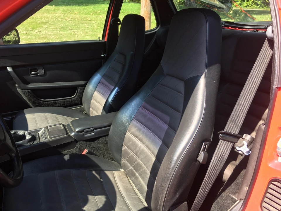 1988 Porsche 924 S - Image 17 of 31
