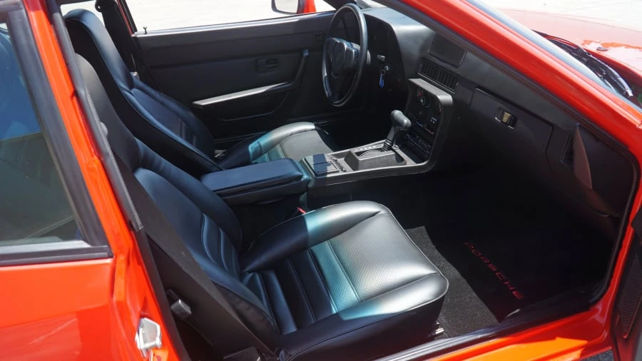 1988 Porsche 924 S - Image 13 of 15