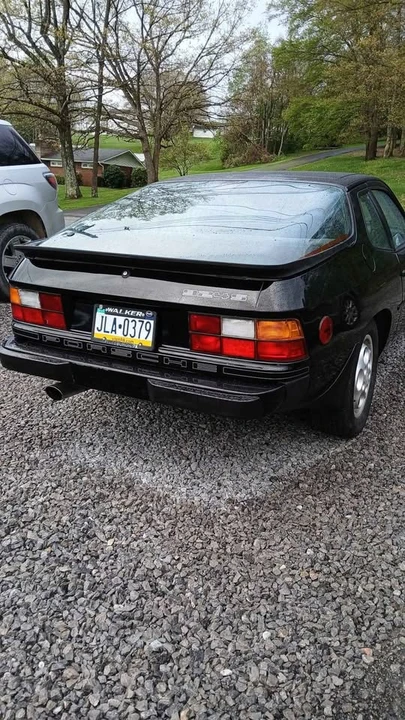 1988 Porsche 924 S - Image 4 of 10