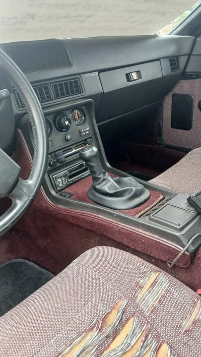 1988 Porsche 924 S - Image 9 of 10