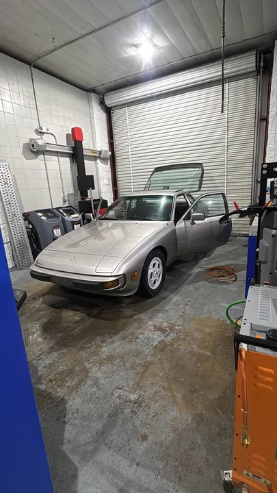 1988 Porsche 924 S - Image 2 of 11