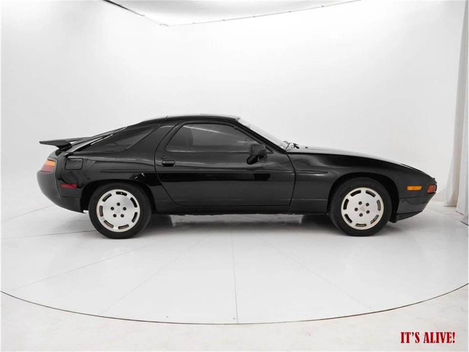 1988 Porsche 928 S4 - Image 9 of 31