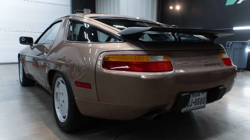 1988 Porsche 928 S4 - Image 6 of 7