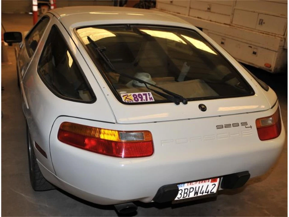 1988 Porsche 928 S4 - Image 10 of 12
