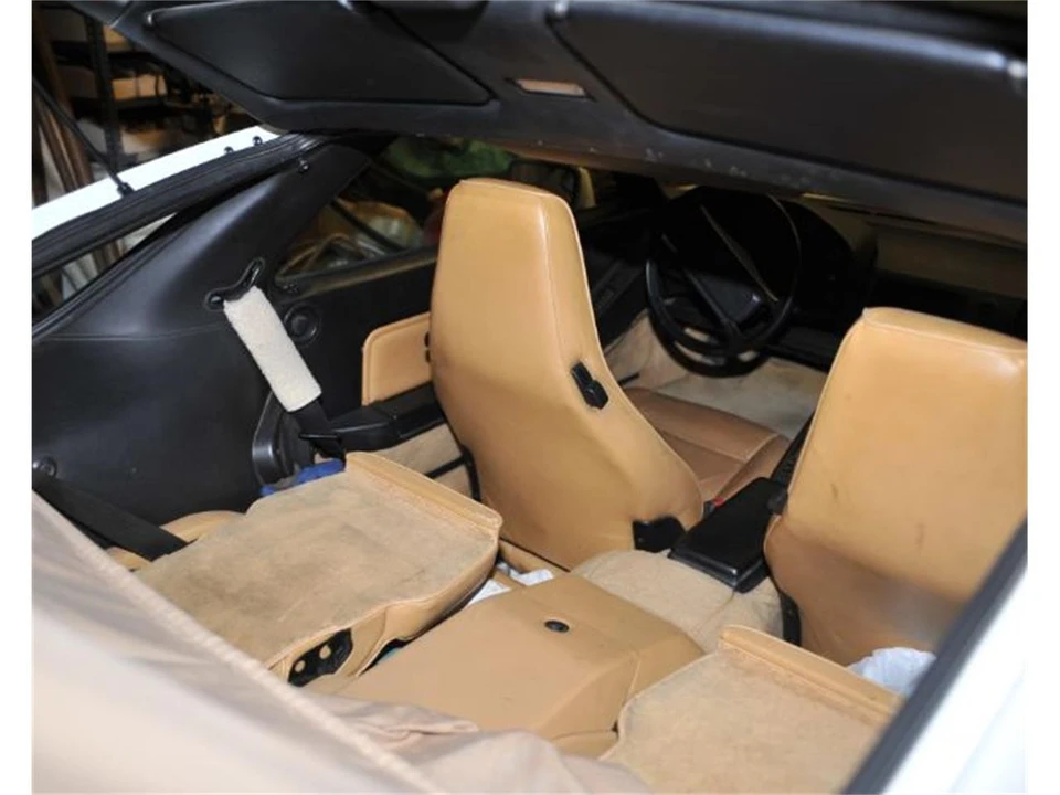 1988 Porsche 928 S4 - Image 9 of 12
