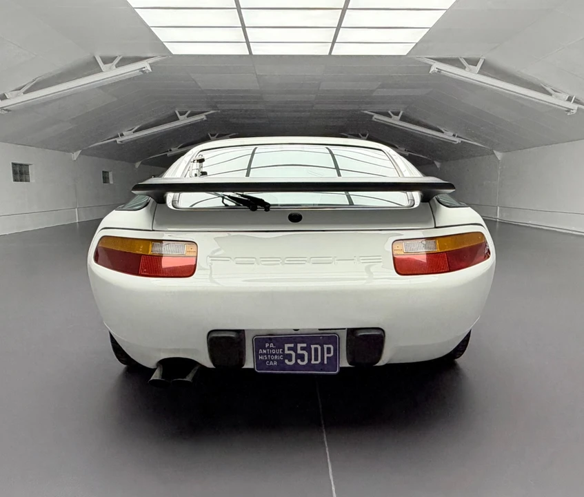 1988 Porsche 928 S4 - Image 17 of 21