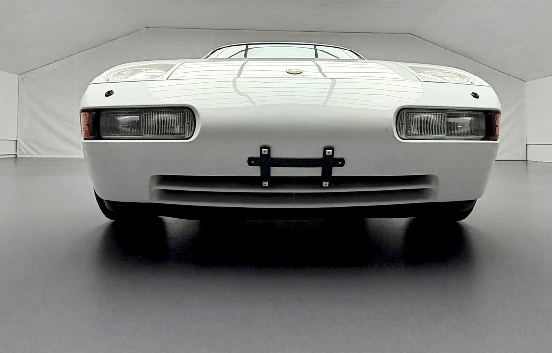1988 Porsche 928 S4 - Image 8 of 21