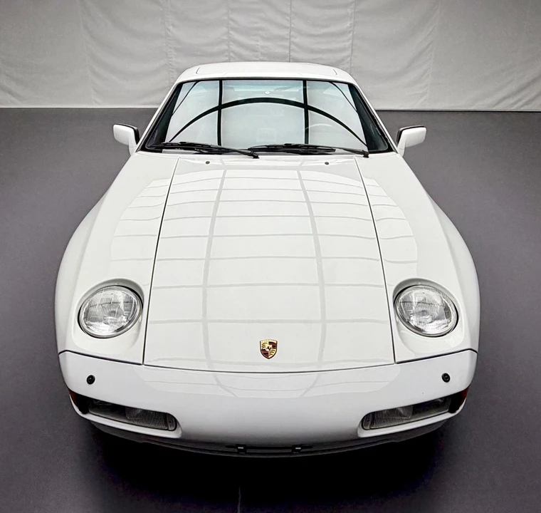 1988 Porsche 928 S4 - Image 7 of 21