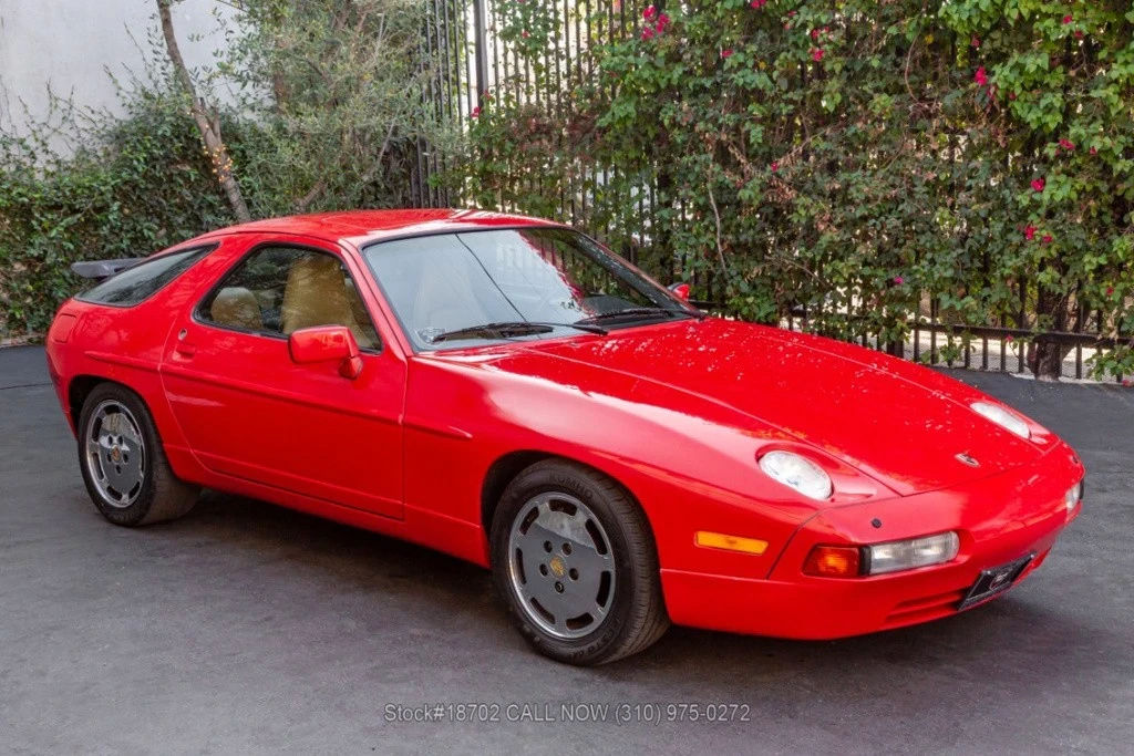 1988 Porsche 928 - Image 4 of 12