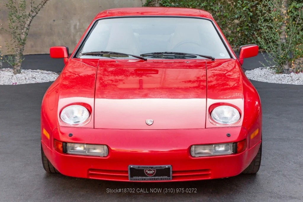 1988 Porsche 928 - Image 2 of 12