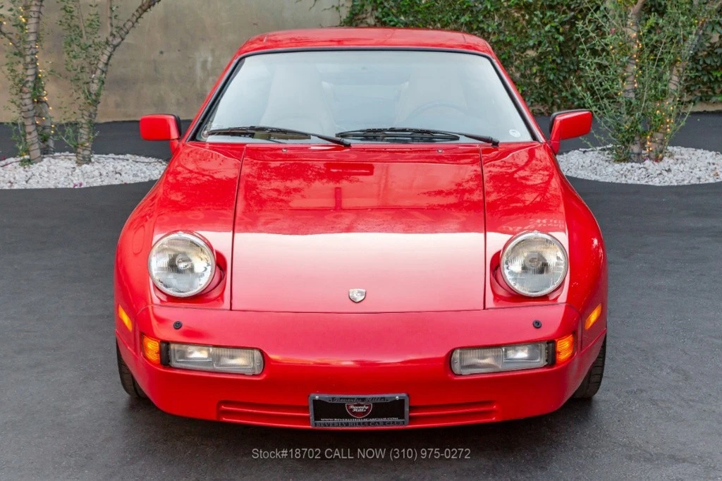1988 Porsche 928 - Image 3 of 12