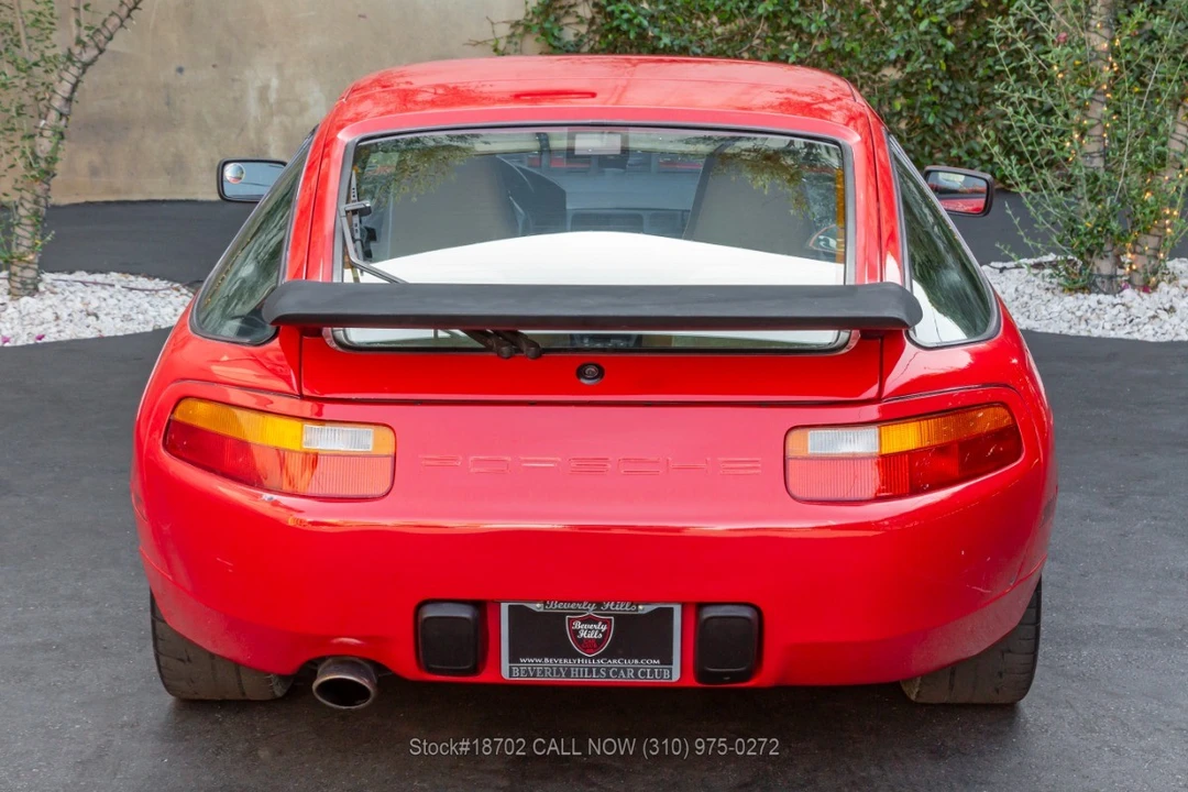 1988 Porsche 928 S4 - Image 8 of 31