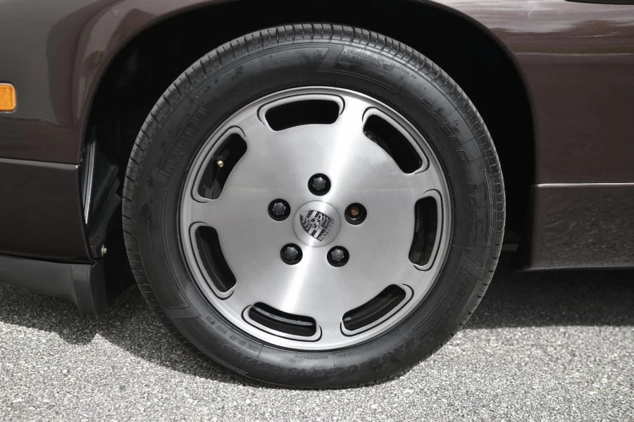 1988 Porsche 928 S4 - Image 23 of 31