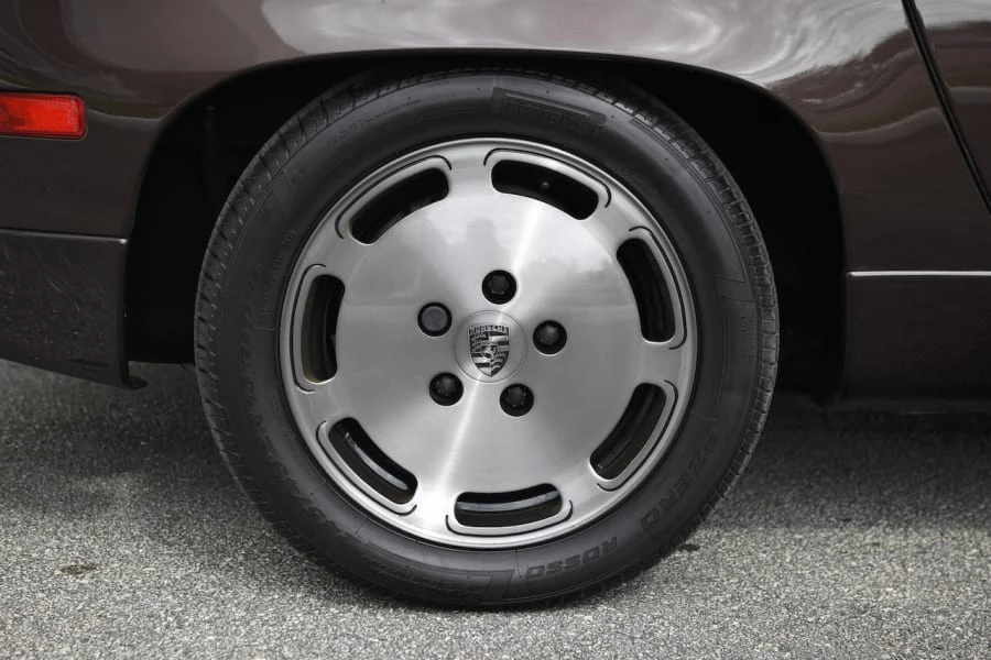 1988 Porsche 928 S4 - Image 30 of 31