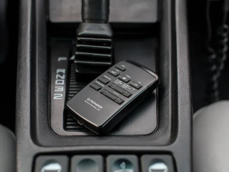 1988 Porsche 928 S4 - Image 15 of 30