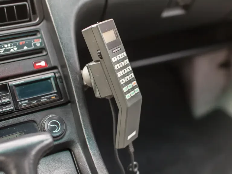 1988 Porsche 928 S4 - Image 14 of 30