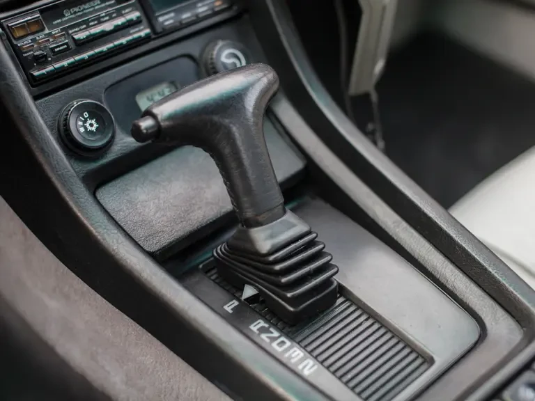1988 Porsche 928 S4 - Image 13 of 30