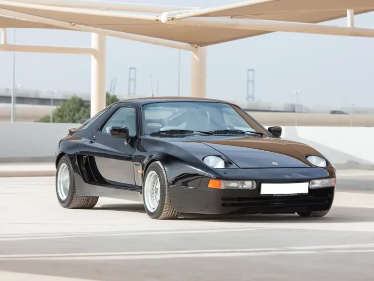 1988 Porsche 928 S4 - Image 2 of 30