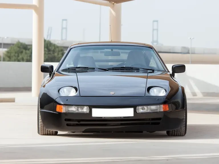 1988 Porsche 928 S4 - Image 9 of 30