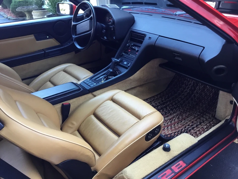 1988 Porsche 928 S4 - Image 17 of 24