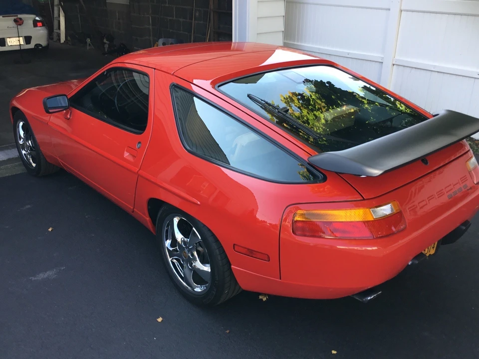 1988 Porsche 928 S4 - Image 19 of 24