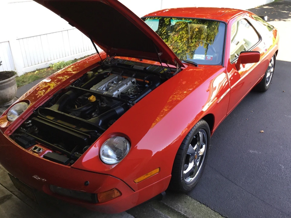 1988 Porsche 928 S4 - Image 7 of 24